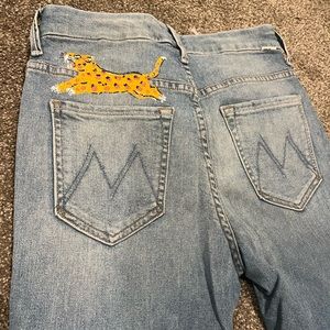 Mother The Looker High Waist Frayed Ankle with Leopard size 27